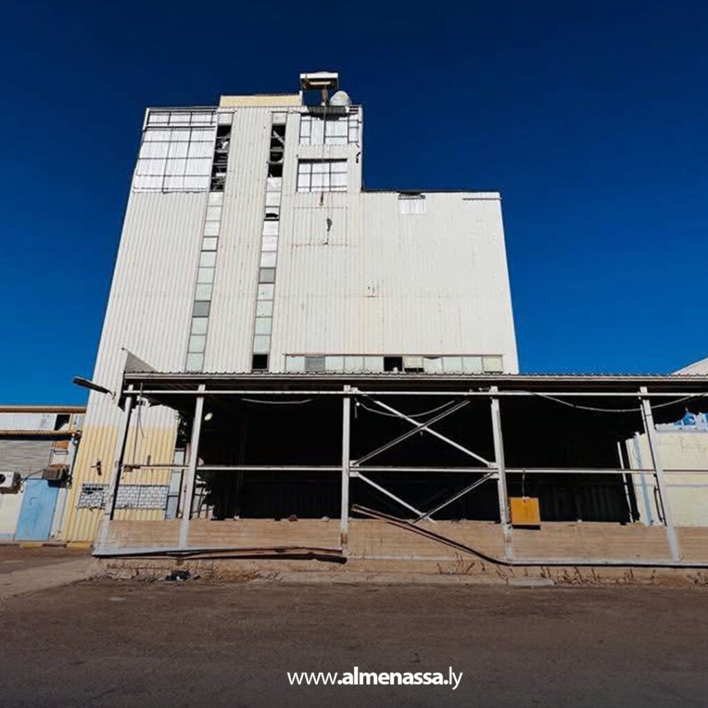 Extra 105.jpg111 105