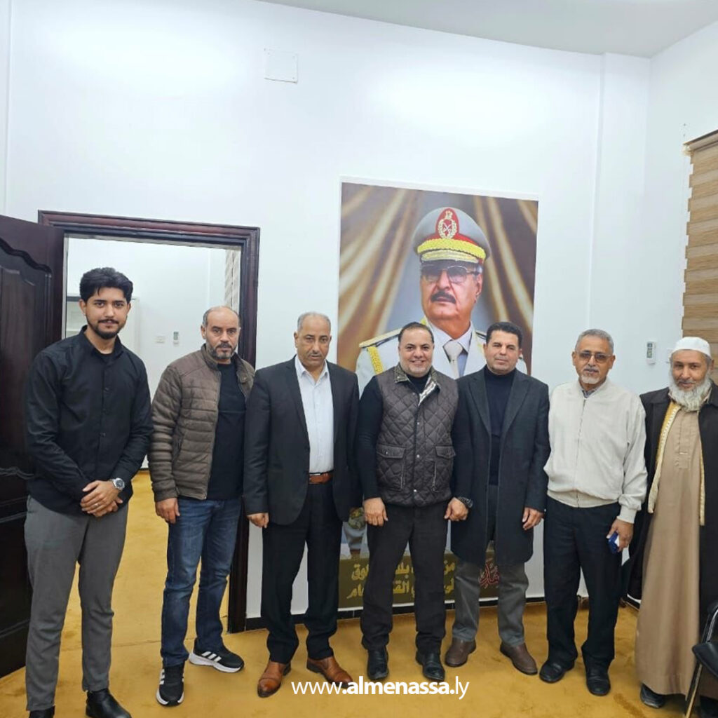 Extra 108.jpg11 108 رئيس ديوان الخدمة المدنية يشرف على إجراءات التسليم والاستلام بمكتب الخدمة بلدية سلوق