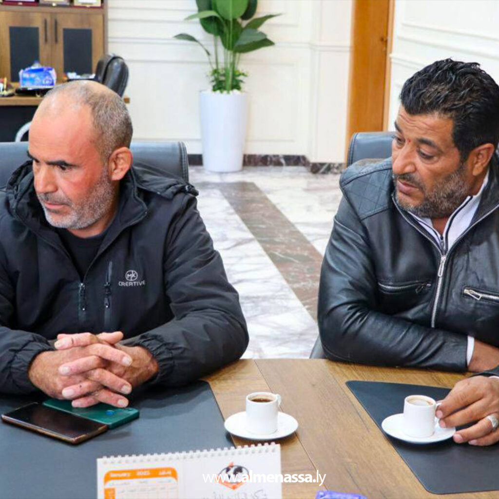 Extra 12.jpg1111 12 اجتماع لبحث تعديلات هندسية بجزيرة الخمسة شوارع في عين زارة لتحسين الحركة المرورية