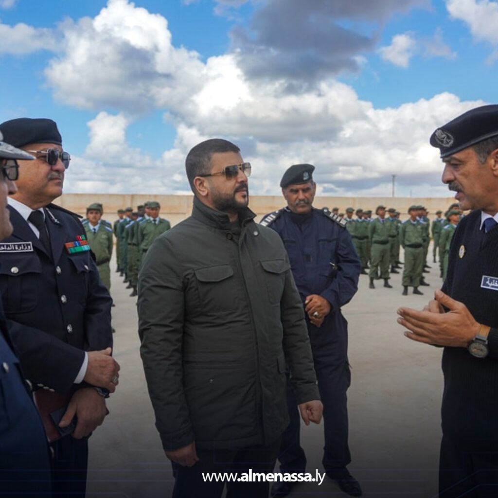 Extra 12.jpg1111111 12 الوكيل يتفقد كلية ضباط الشرطة في بنغازي ويطّلع على سير العملية التدريبية