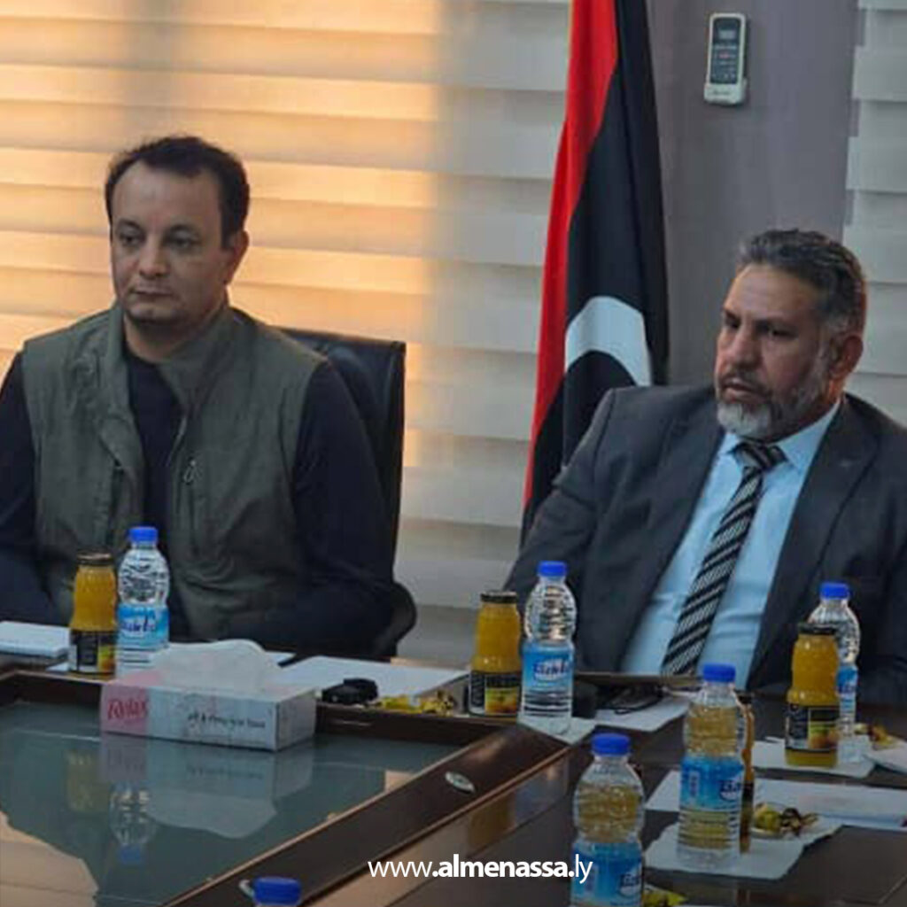 Extra 128.jpg11 128 المهندس بلقاسم حفتر يزور بلدية تازربو لمتابعة مشاريع التنمية والخدمات الأساسية