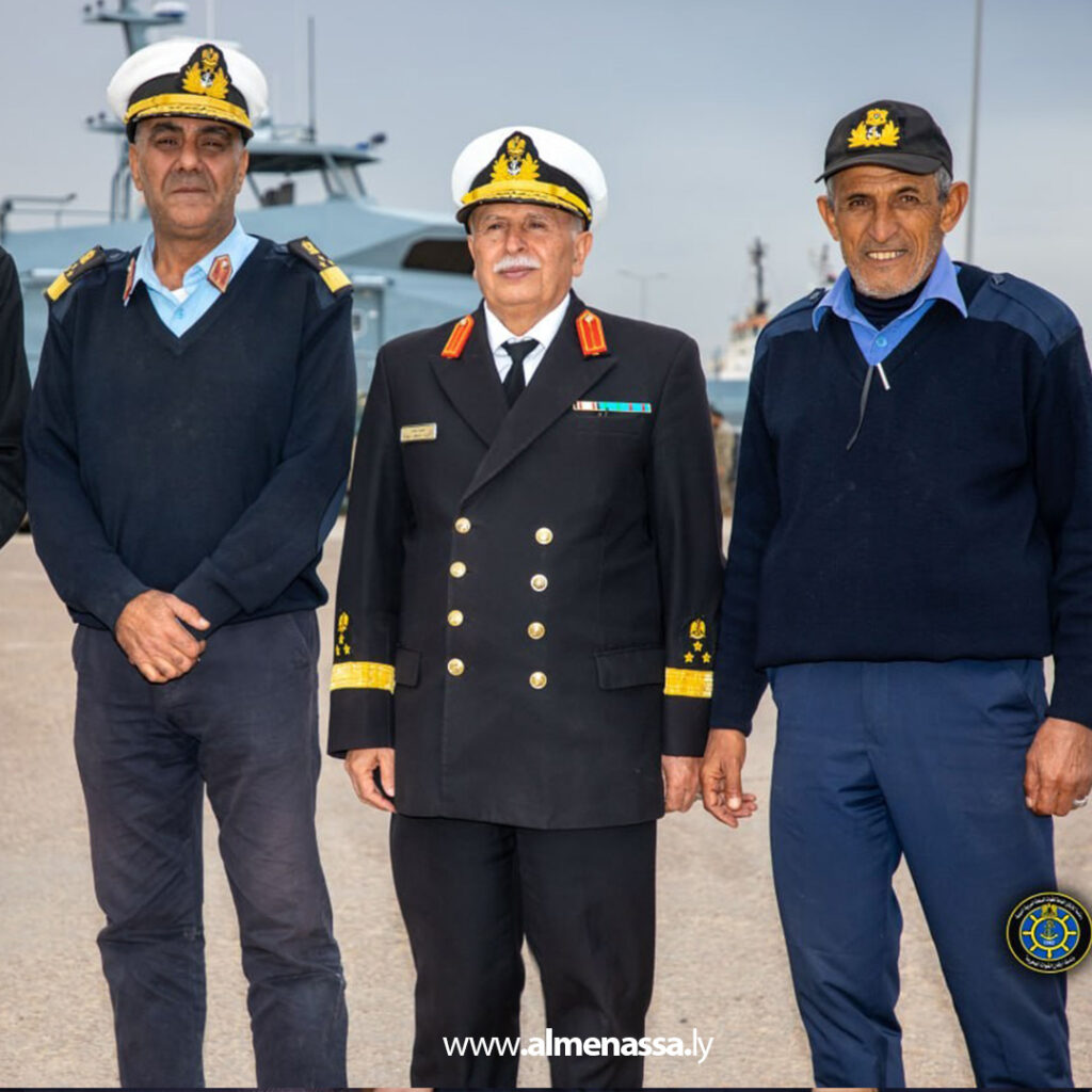 Extra 13.jpg111 13 طلبة الكلية البحرية يقومون بزيارة قاعدة بنغازي البحرية ضمن برنامج التدريب العملي