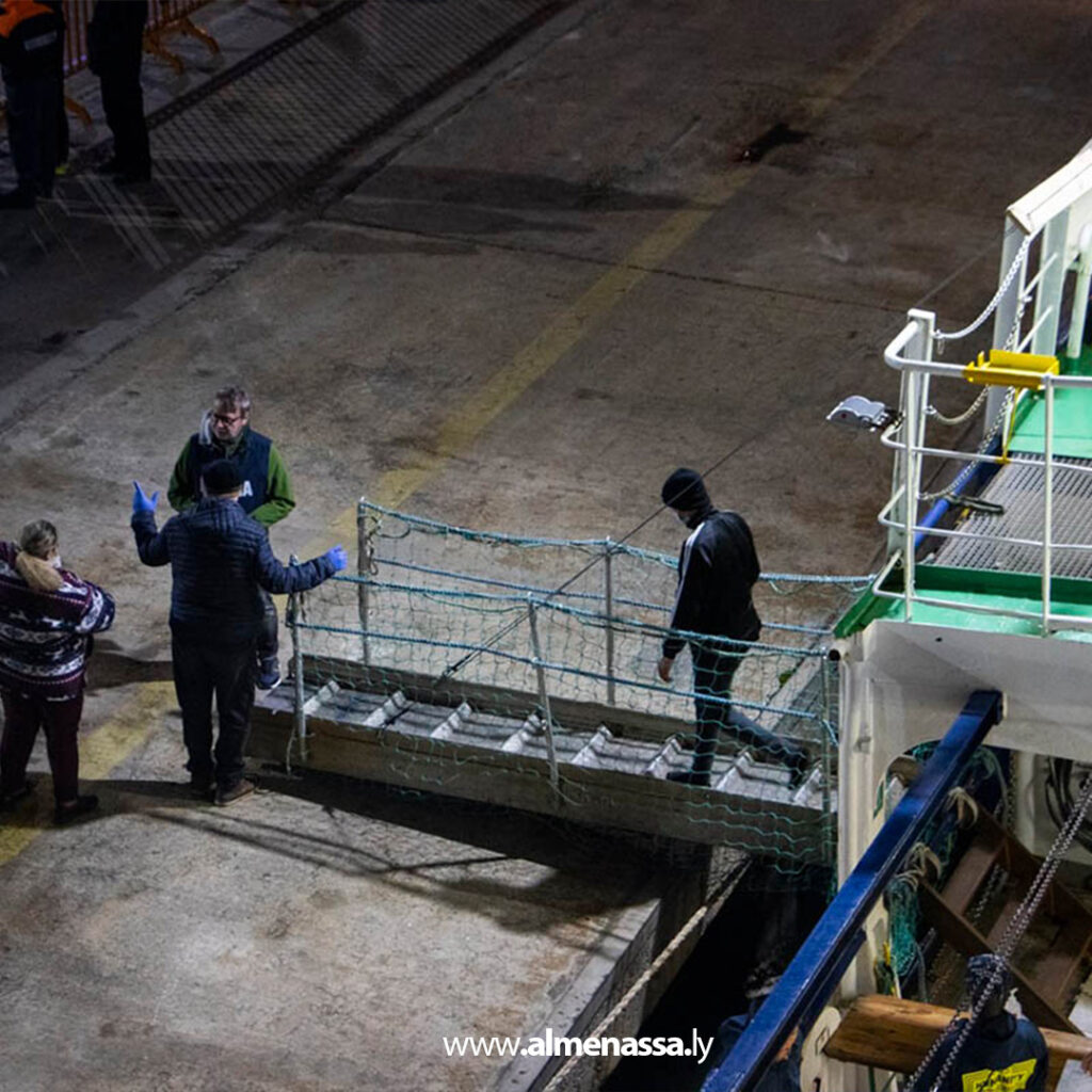 Extra 13.jpg1 13 إنقاذ 85 مهاجرًا قبالة السواحل الليبية بعد أسبوع في البحر المتوسط