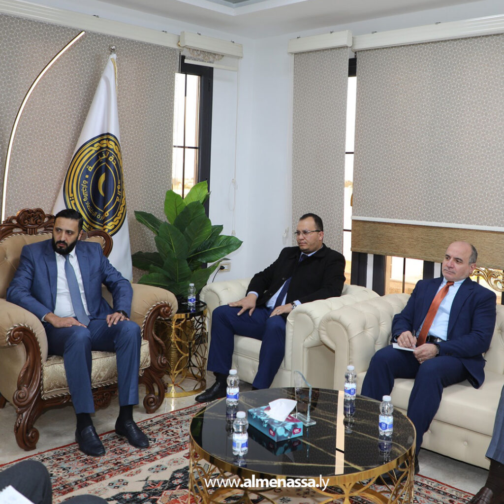 Extra 14.jpg111 14 وكيل وزارة الاقتصاد والتجارة يستقبل القائم بالأعمال الصيني لبحث التعاون الاقتصادي