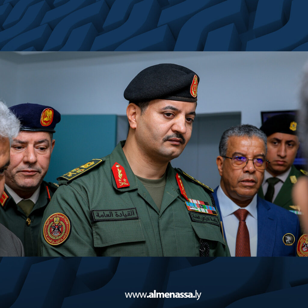 Extra 141.jpg11 141 رئيس الأركان العامة يزور مستشفى فينيسيا لمتابعة رعاية الأطفال الصحية