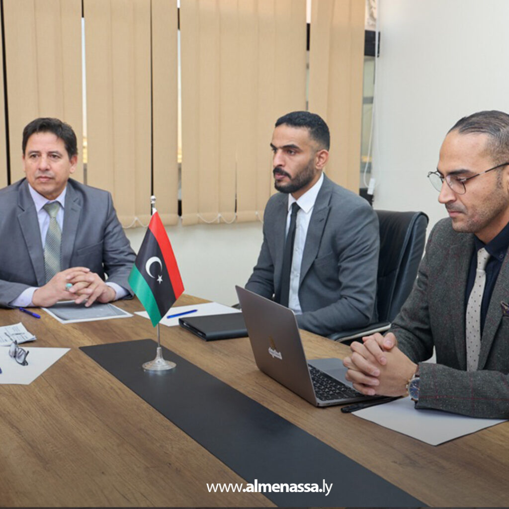 Extra 148.jpg1 148 العقوري يبحث الجوانب القانونية والتنظيمية لعمل وزارة الكهرباء