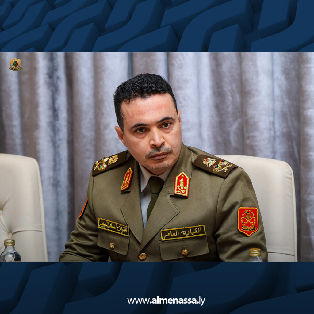 Extra 16.jpg10 16 القائد العام يستقبل قائد الجيش الباكستاني تعزيزا للتعاون العسكري والعلاقات الثنائية