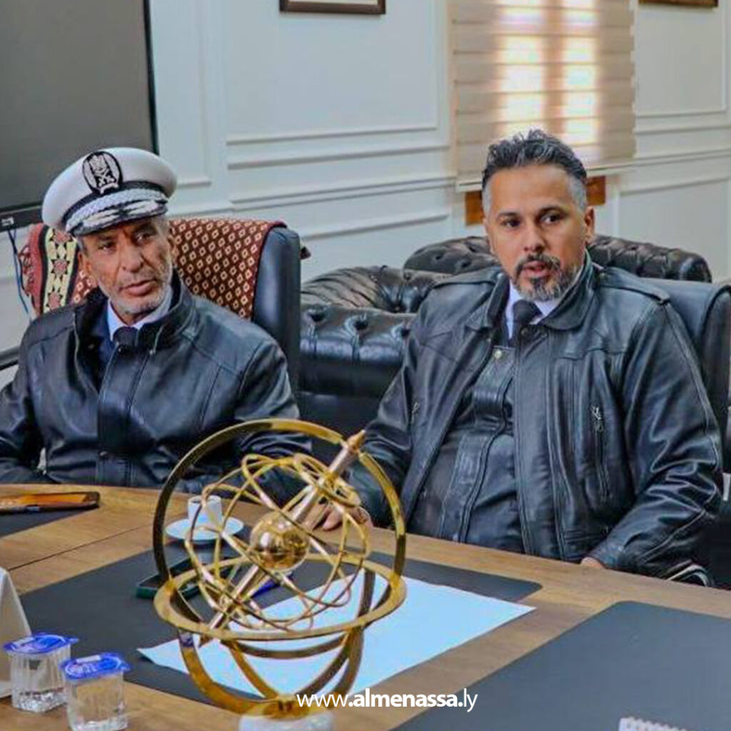 Extra 16.jpg111 16 اجتماع لبحث تعديلات هندسية بجزيرة الخمسة شوارع في عين زارة لتحسين الحركة المرورية