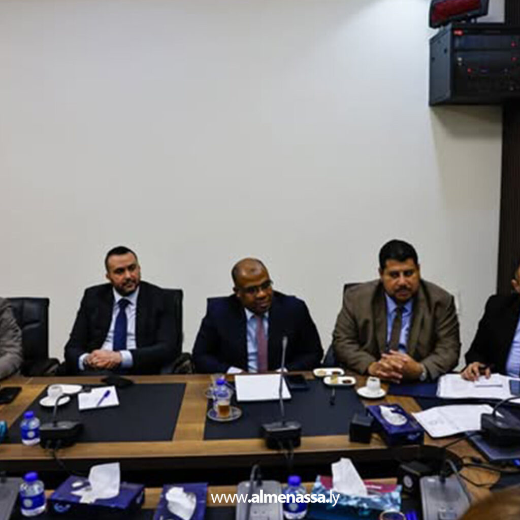 Extra 171 وكيل عام وزارة الصحة يشارك في اجتماع حكومة الوحدة الوطنية مع وفد البنك الدولي لمناقشة خطط الإصلاح الاقتصادي والتحول الرقمي