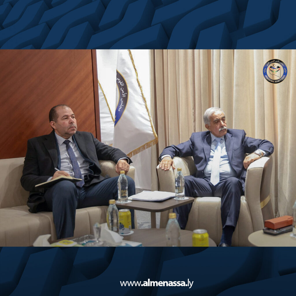 Extra 18 الناظوري يترأس اجتماعا لمناقشة تنظيم العمالة الوافدة وتطبيق ضوابطها القانونية