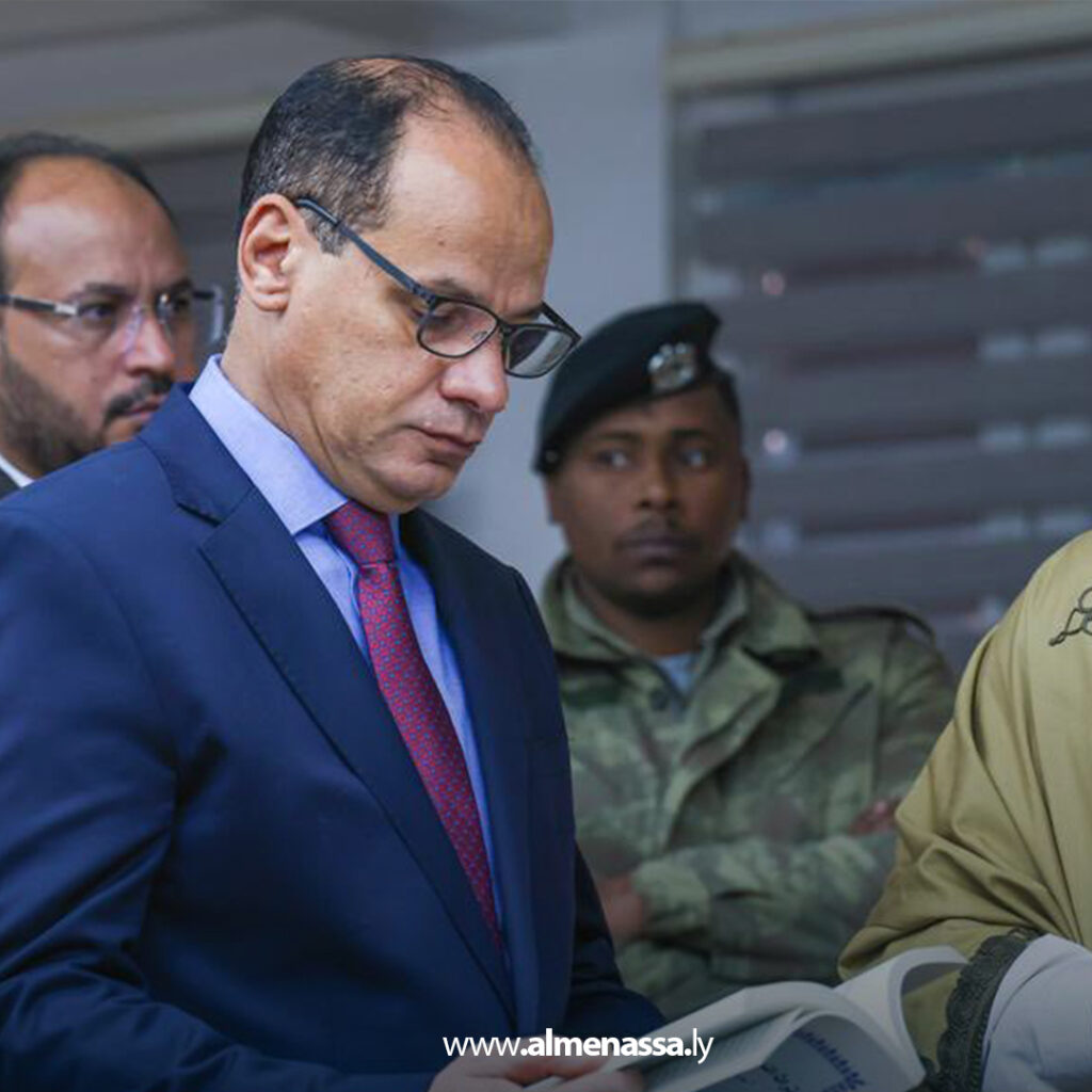 Extra 19.jpg10 19 نائب رئيس الحكومة يزور مركز المأثورات الشعبية بسبها ويطلع على جهود حفظ التراث الجنوبي