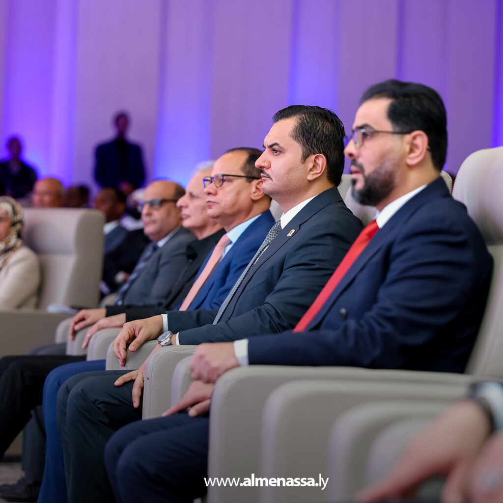 Extra 19.jpg11 19 نائب القائد العام للقوات المسلحة يشارك في مراسم أداء القسم للمجالس البلدية المنتخبة