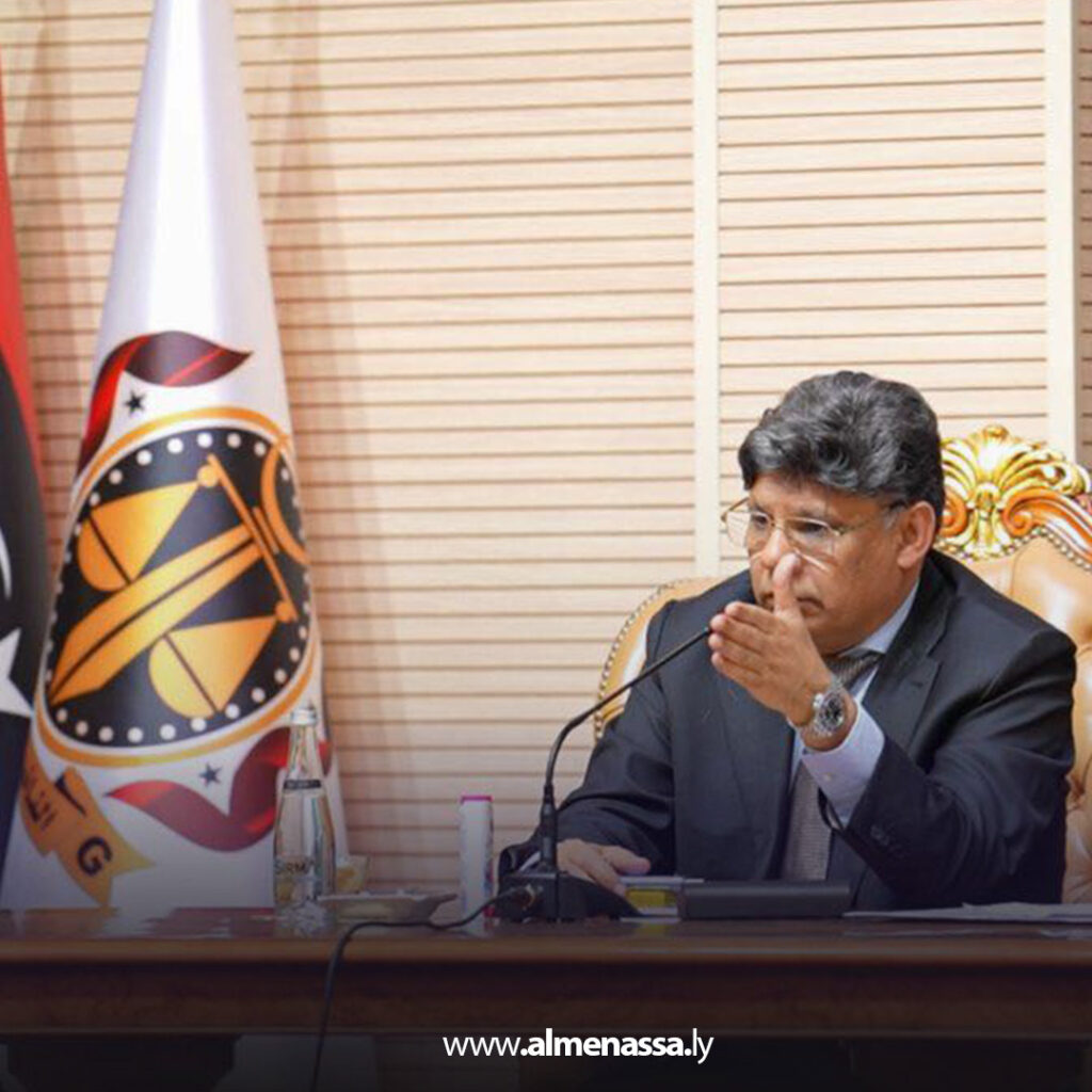 Extra 191.jpg11 191 النائب العام يلتقي أعضاء نيابات مكافحة الفساد