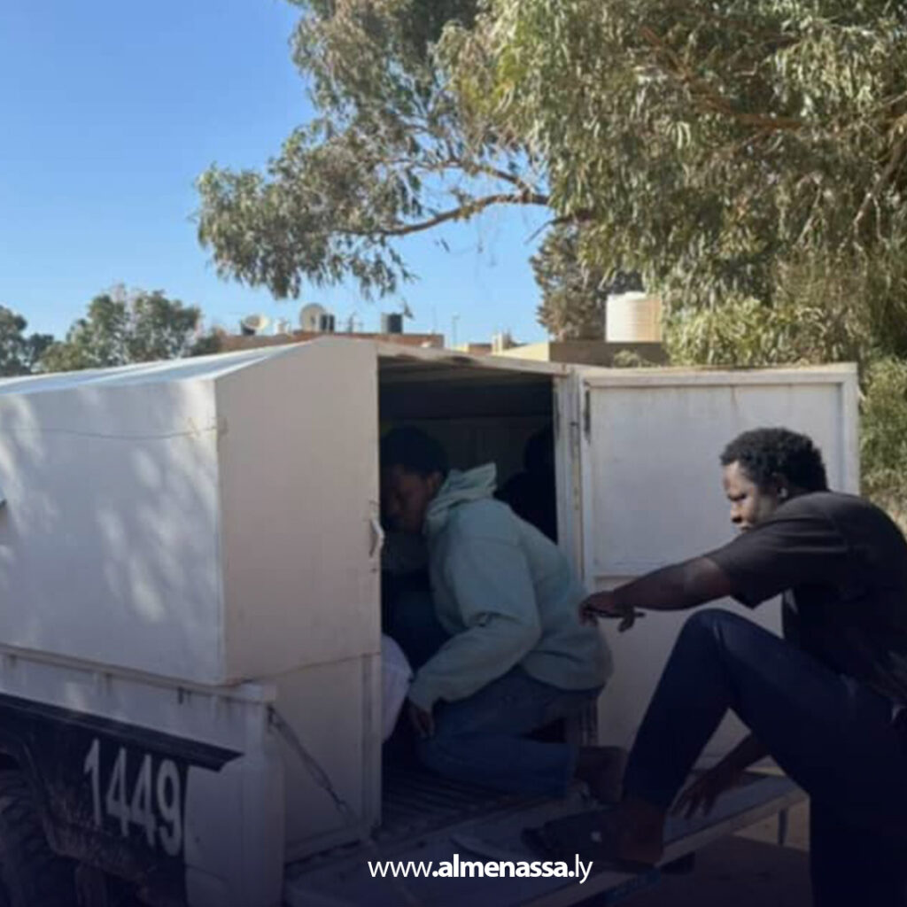 حملات أمنية مكثفة داخل المدن تسفر عن ضبط 132 مهاجر مخالف وإخلاء مواقع محيطة بمستشفى الهواري 3 Extra 197.jpg1 197