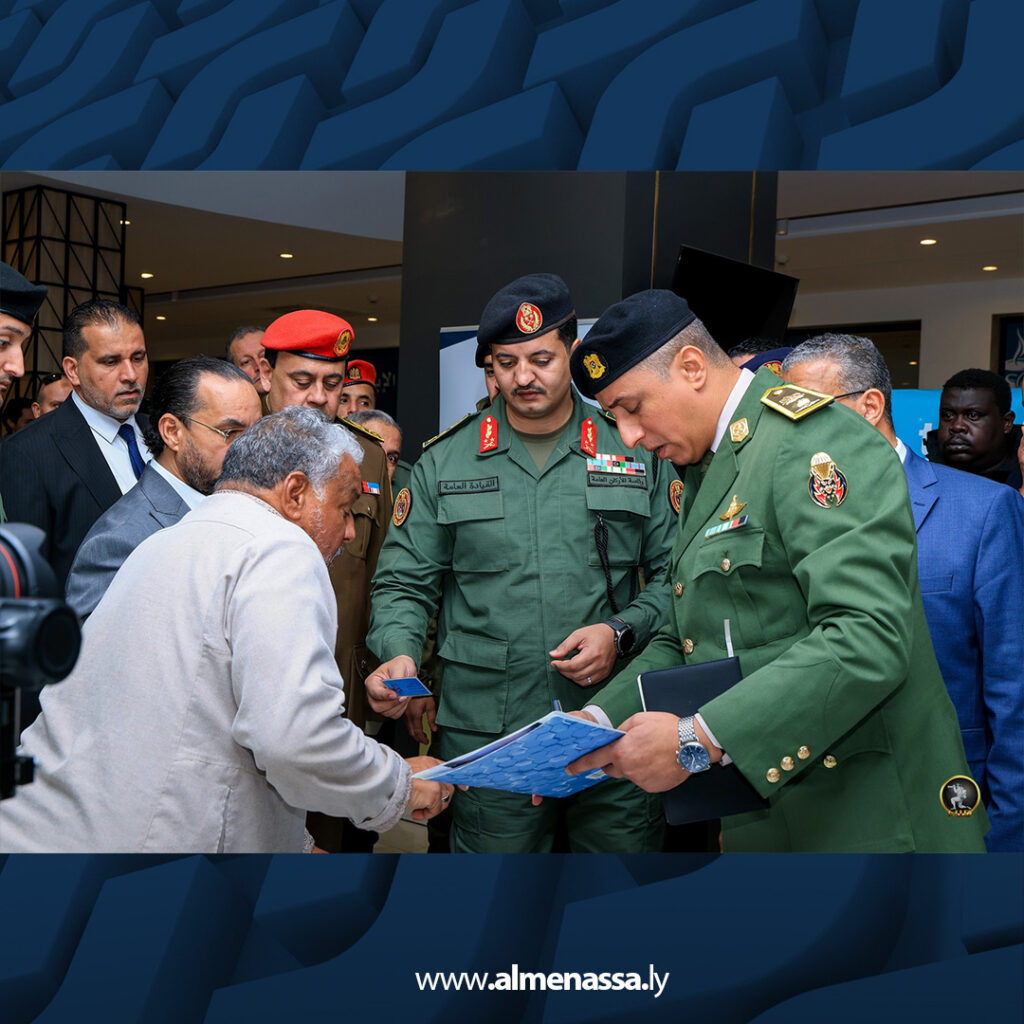 Extra 2.jpg1111111111111111 2 رئيس الأركان العامة يزور مستشفى فينيسيا لمتابعة رعاية الأطفال الصحية