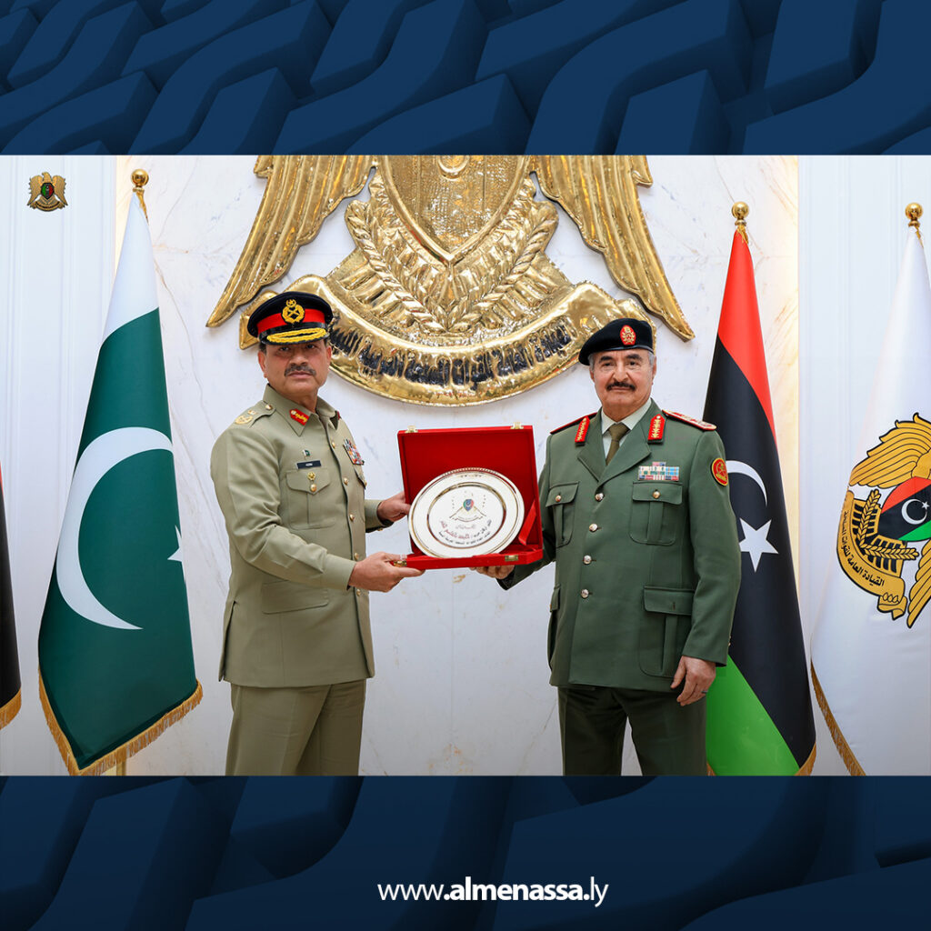 Extra 2.jpg22 2 القائد العام يستقبل قائد الجيش الباكستاني تعزيزا للتعاون العسكري والعلاقات الثنائية