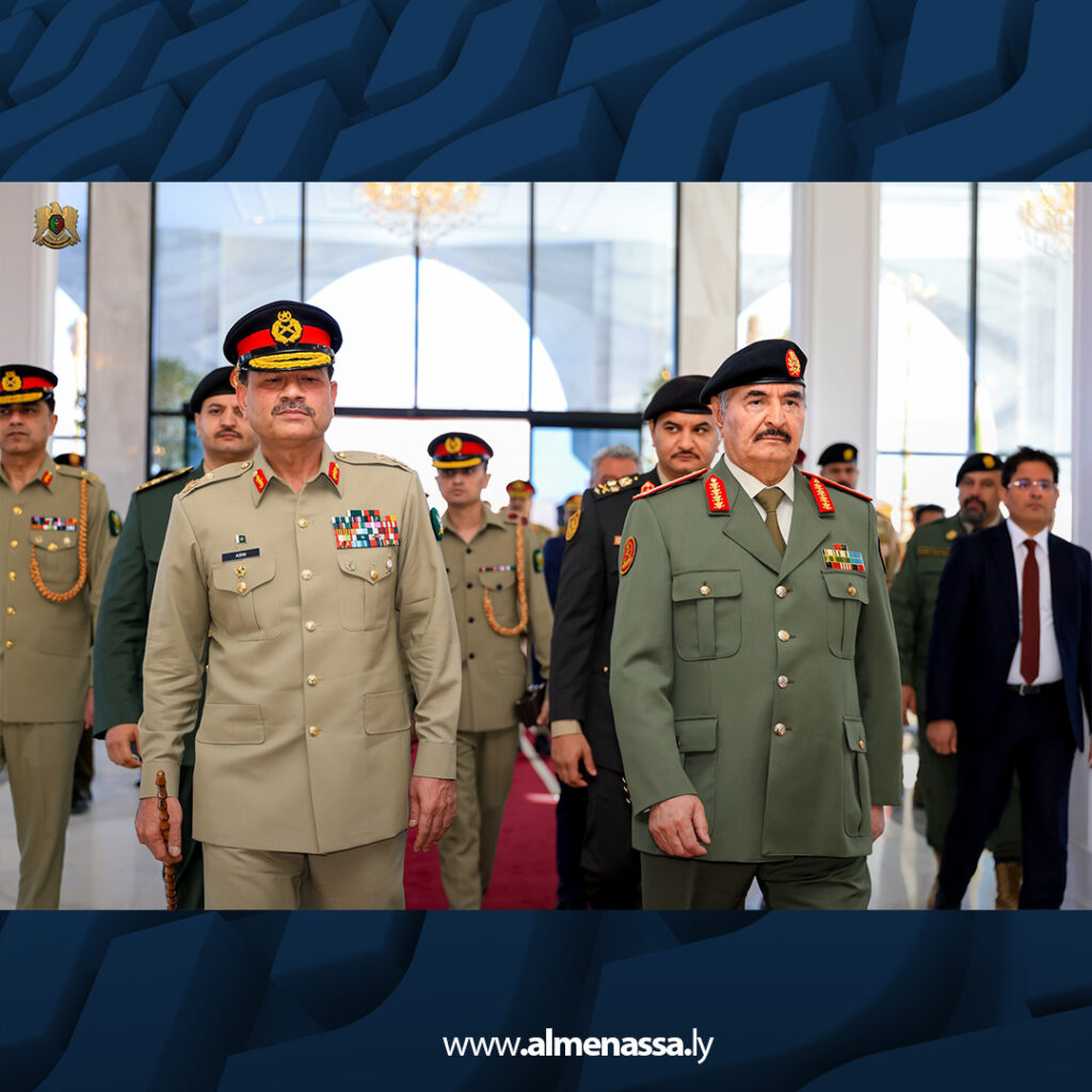 Extra 2.jpg24 2 القائد العام يستقبل قائد الجيش الباكستاني تعزيزا للتعاون العسكري والعلاقات الثنائية
