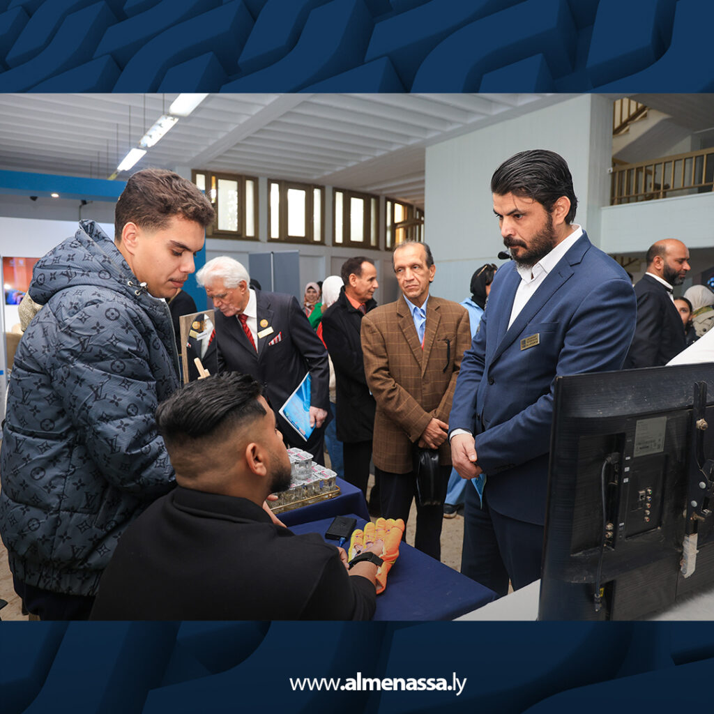 Extra 20.jpg4 20 وكيل عام وزارة الصحة يشارك في افتتاح المؤتمر العلمي الأول للهندسة الطبية الحيوية