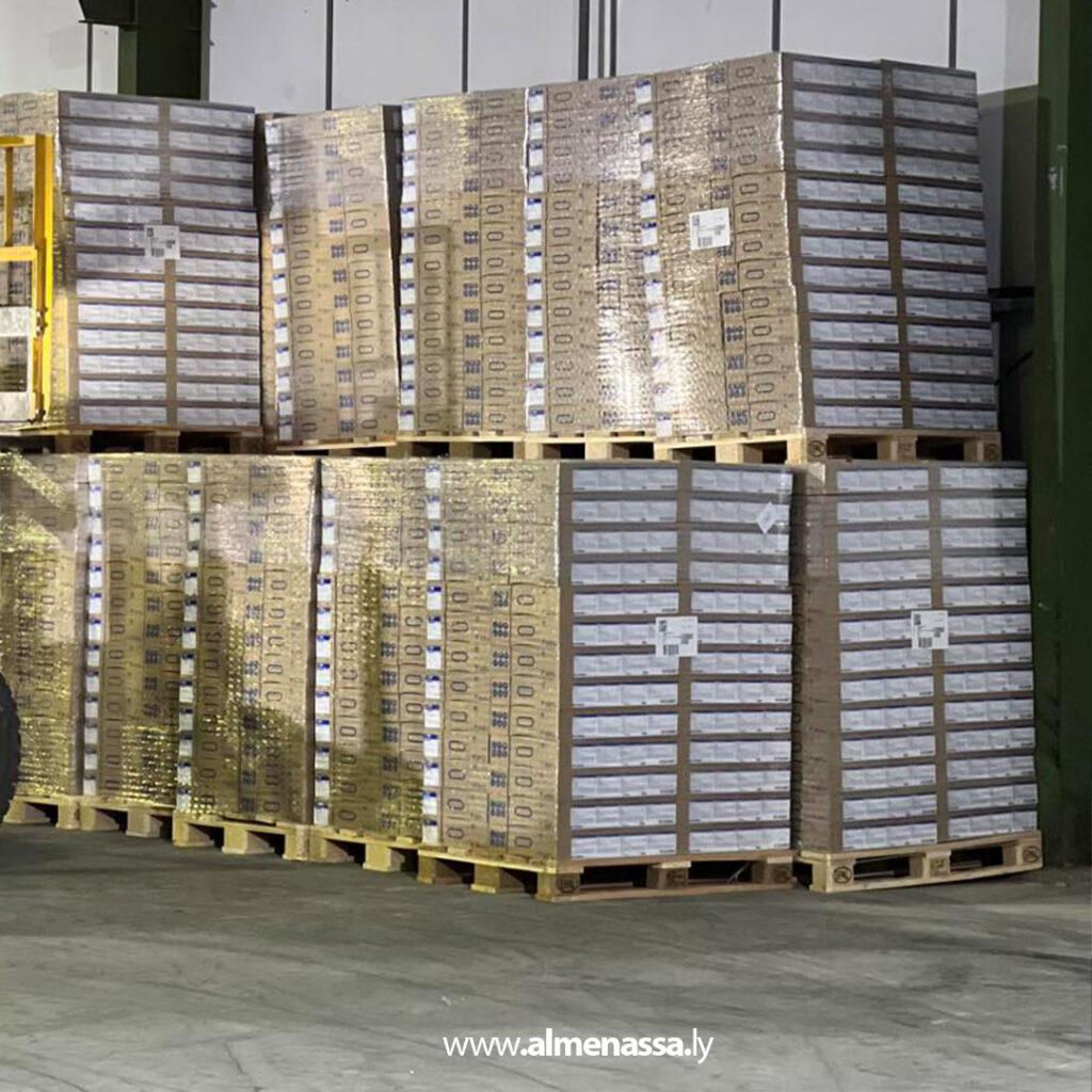 Extra 22.jpg11 22 الإمداد الطبي يتسلم شحنة جديدة من مشغلات غسيل الكلى