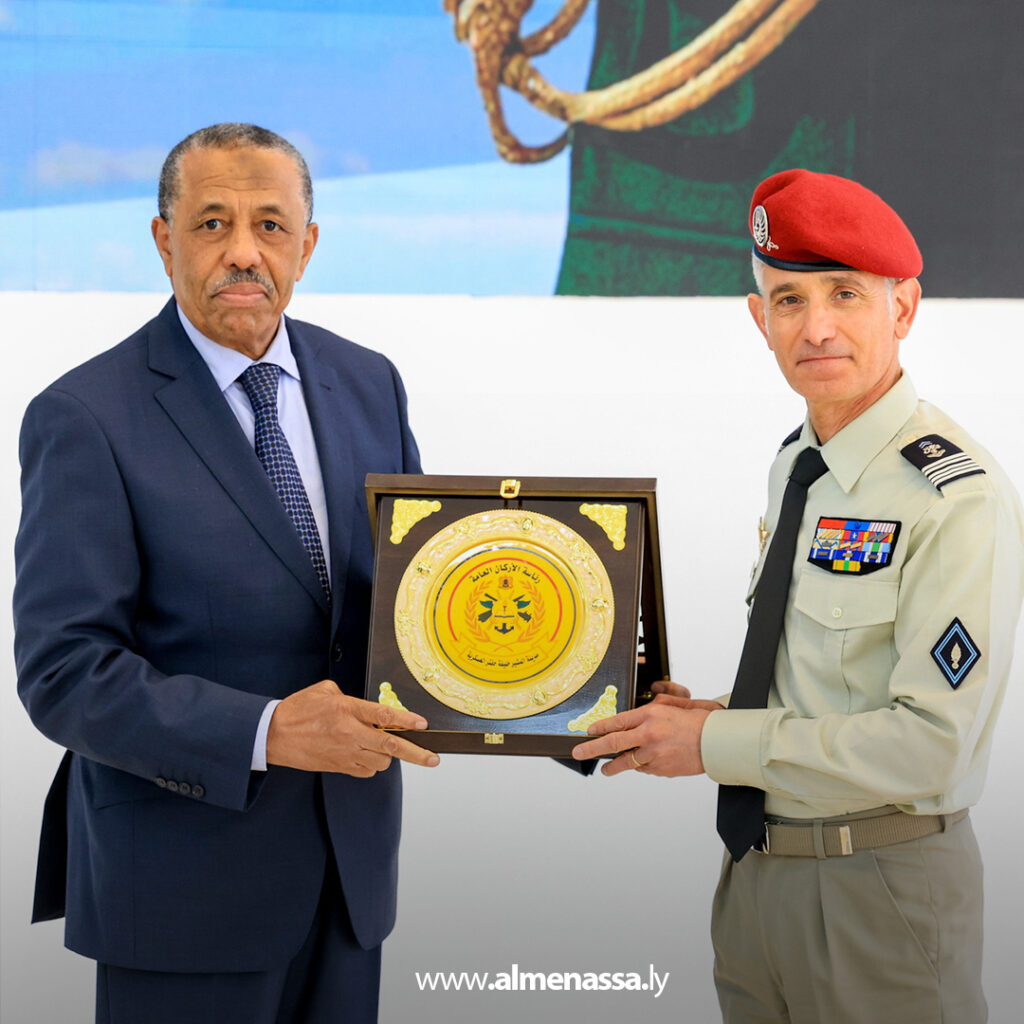 Extra 231 الملحق العسكري الفرنسي يزور مدينة المشير خليفة حفتر العسكرية ويطلع على تجهيزاتها الحديثة