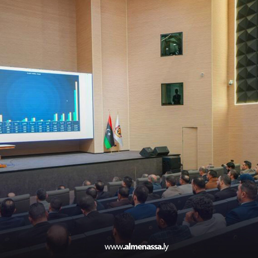 Extra 232.jpg1 232 النائب العام يلتقي أعضاء نيابات مكافحة الفساد