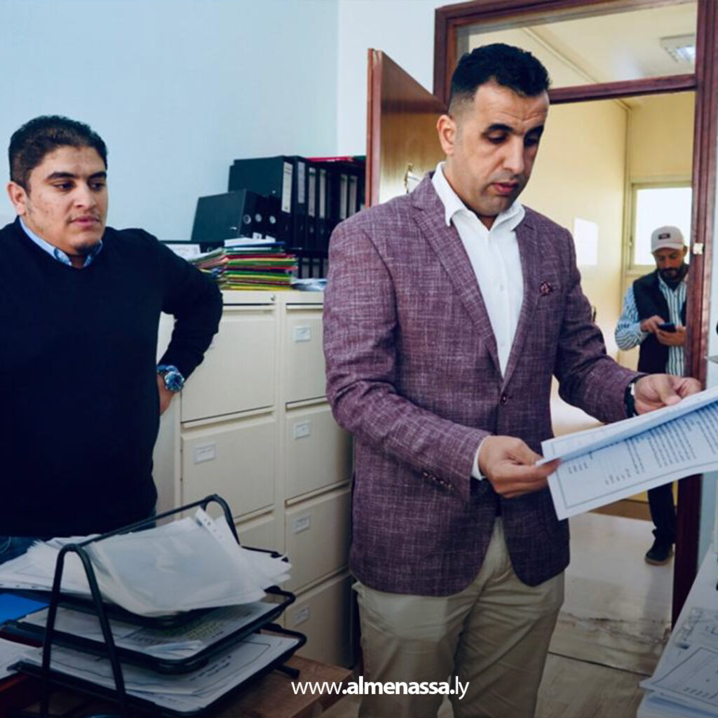 Extra 25.jpg1 25 رئيس ديوان وزارة الخدمة المدنية يزور مركز طب وجراحة الفم والأسنان في بنغازي