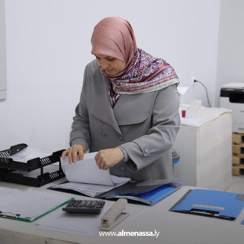 Extra 253 الإمداد الطبي يبدأ توزيع شحنة جديدة من الأدوية العامة على المرافق الصحية