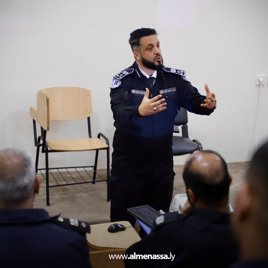 Extra 257 مصلحة الجوازات والجنسية تنفذ برنامجًا تدريبيًا في مجال التحقيق