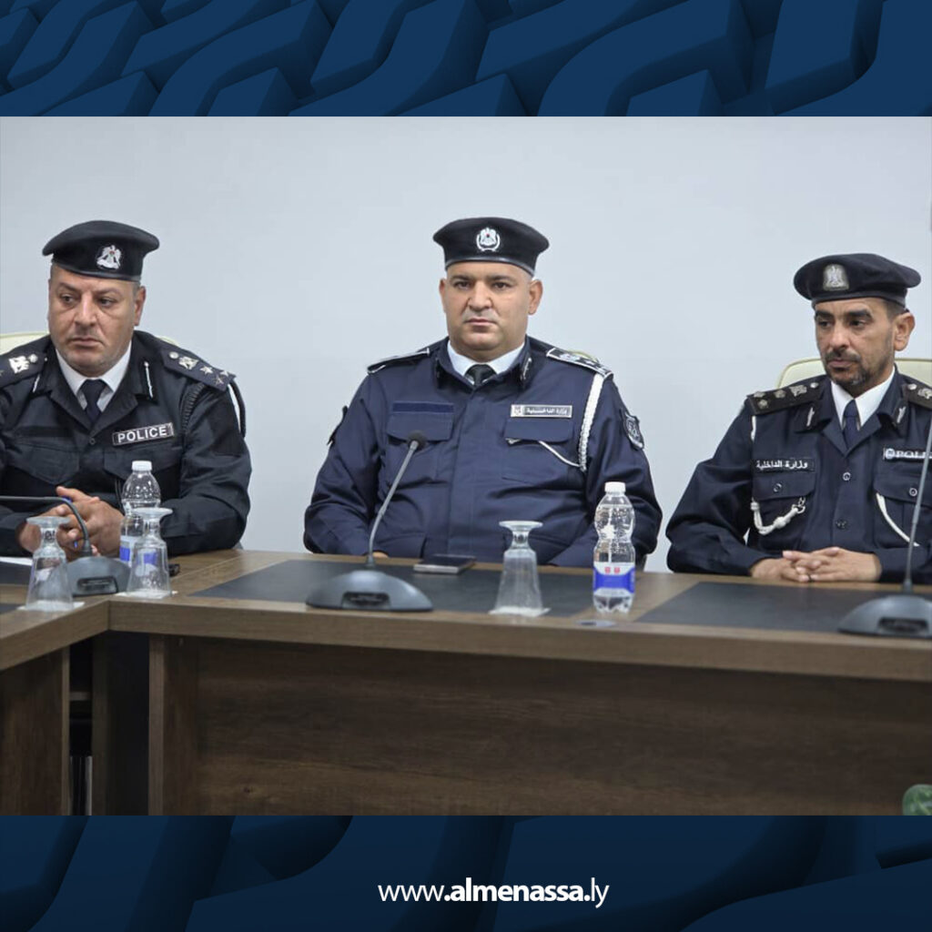 Extra 26.jpg7 26 مدير أمن الجفارة يبحث تعزيز الأداء الأمني في اجتماع موسع بالقوة العمومية للضباط