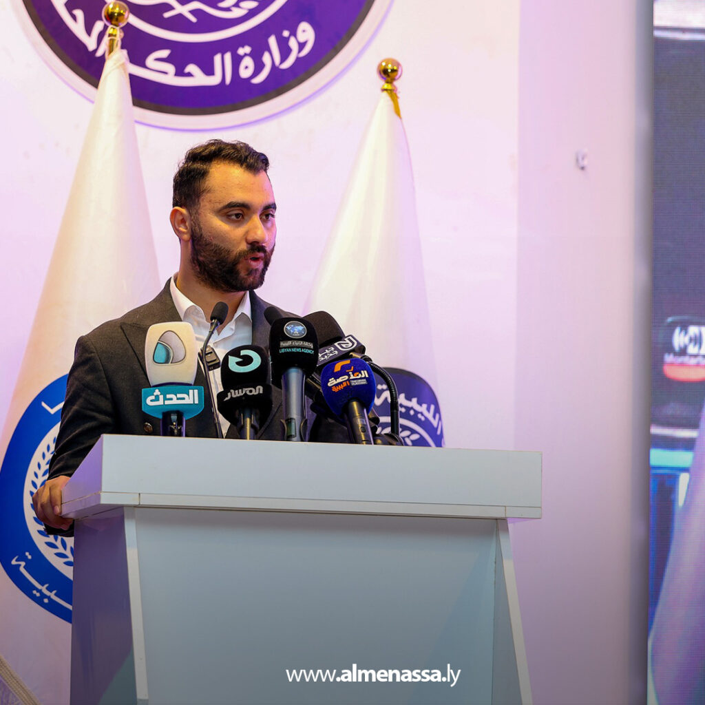 Extra 27.jpg1 27 نائب القائد العام للقوات المسلحة يشارك في مراسم أداء القسم للمجالس البلدية المنتخبة