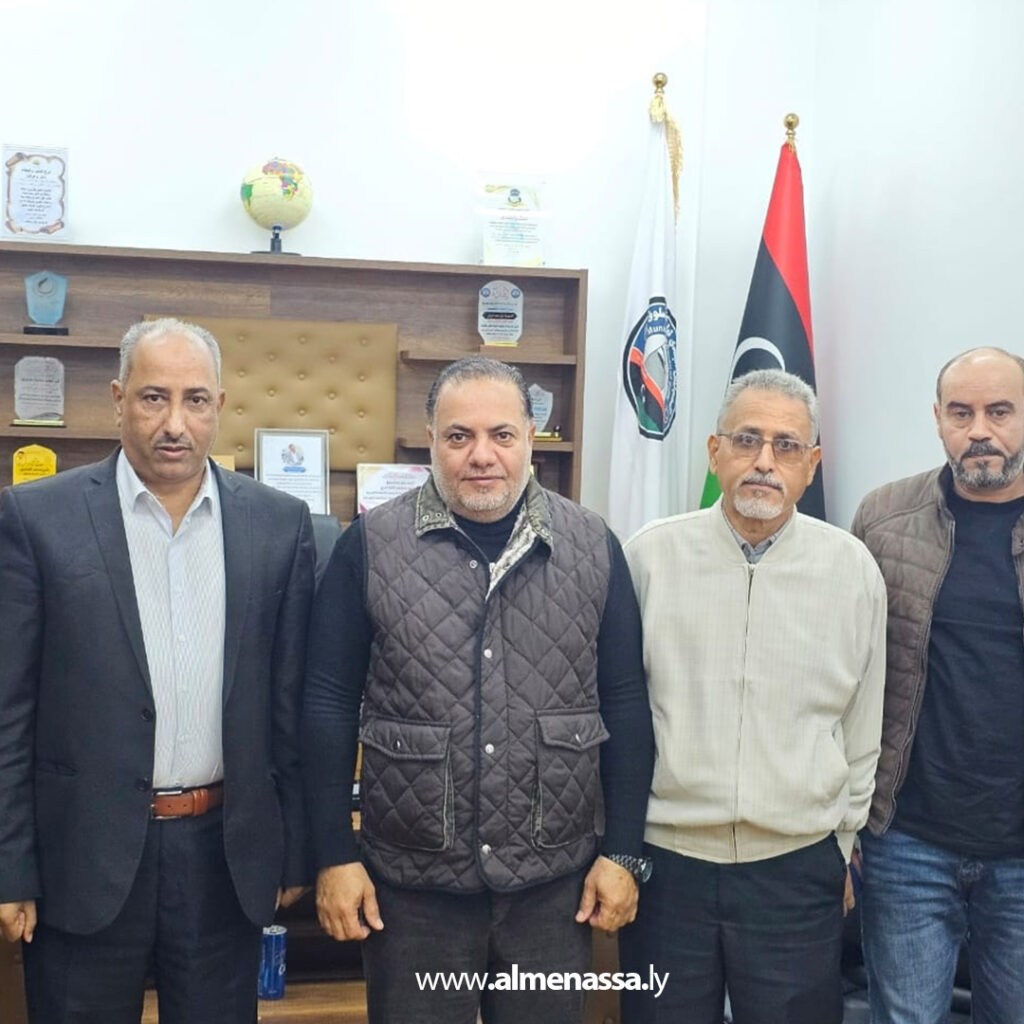 Extra 28.jpg11111 28 رئيس ديوان الخدمة المدنية يشرف على إجراءات التسليم والاستلام بمكتب الخدمة بلدية سلوق