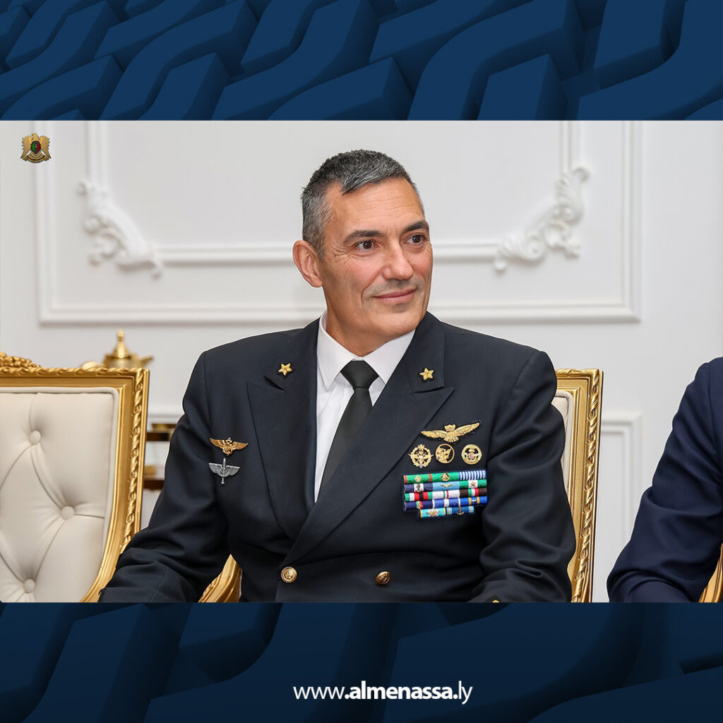 Extra 3.jpg1111111111111 3 القائد العام للقوات المسلحة يستقبل وفد الاتحاد الأوروبي