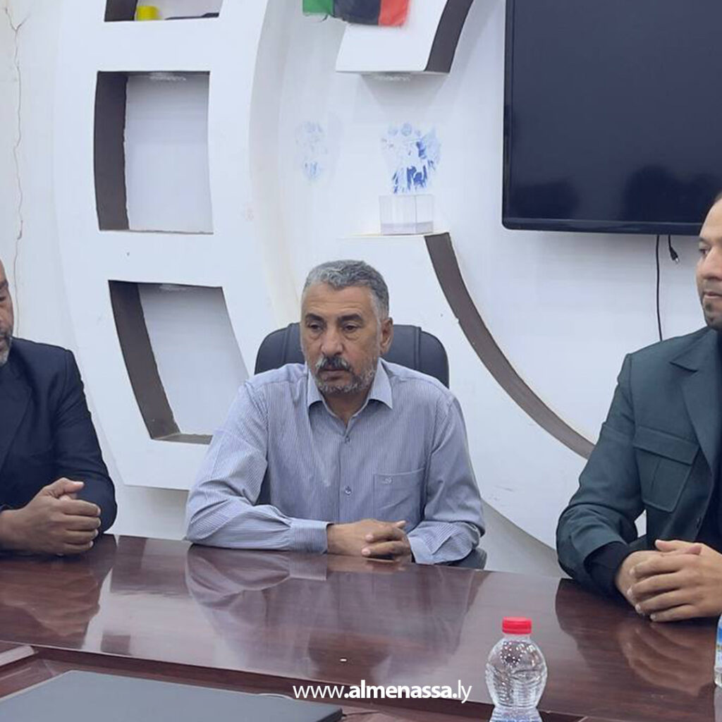 Extra 30.jpg111 30 بلدية الكفرة تشهد مراسم التسليم والاستلام بين المجلس السابق والمجلس المنتخب