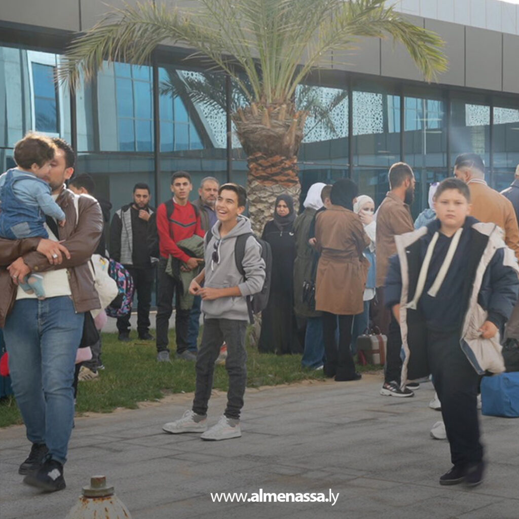 Extra 30.jpg3 30 داخلية الوحدة ترحل مجموعة من المهاجرين السوريين غير النظاميين