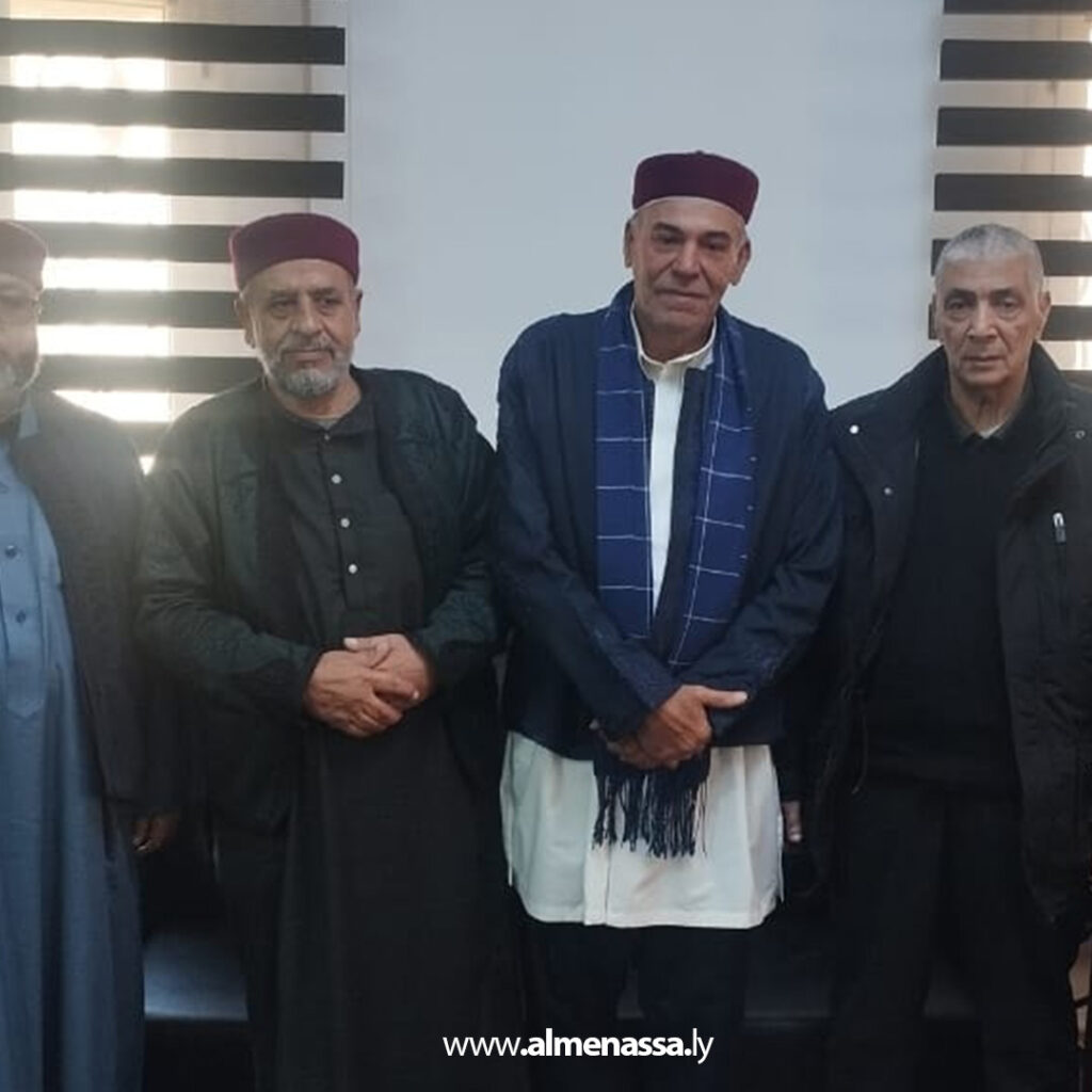 Extra 33.jpg111 33 وفد قبيلة العواقير يزور وزير الخدمة المدنية ويؤكد دعمه لجهود الإصلاح الإداري