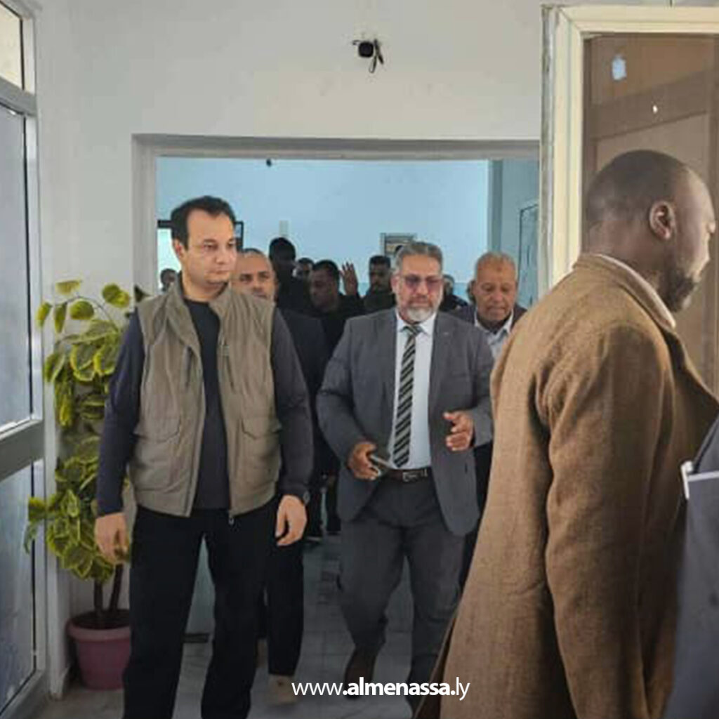 Extra 35.jpg7 35 المهندس بلقاسم حفتر يزور بلدية تازربو لمتابعة مشاريع التنمية والخدمات الأساسية