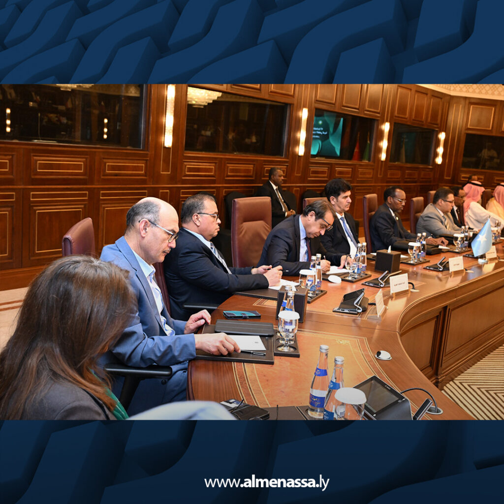 Extra 37.jpg3 37 ليبيا تشارك في اجتماعات اتحاد مجالس البحث العلمي العربية بمسقط