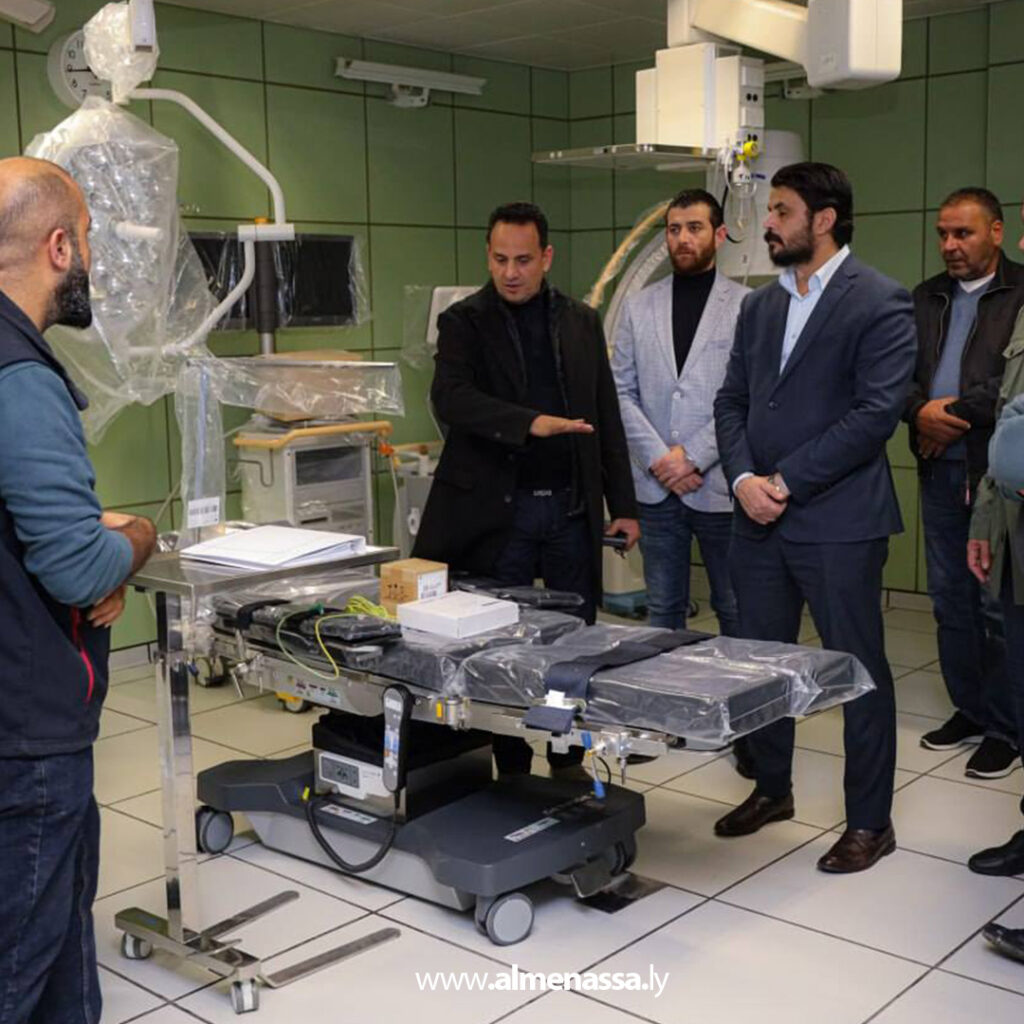 Extra 39.jpg111 39 وكيل عام وزارة الصحة يتفقد مركز بنغازي الطبي ويطلع على تجهيز أربع غرف عمليات جديدة