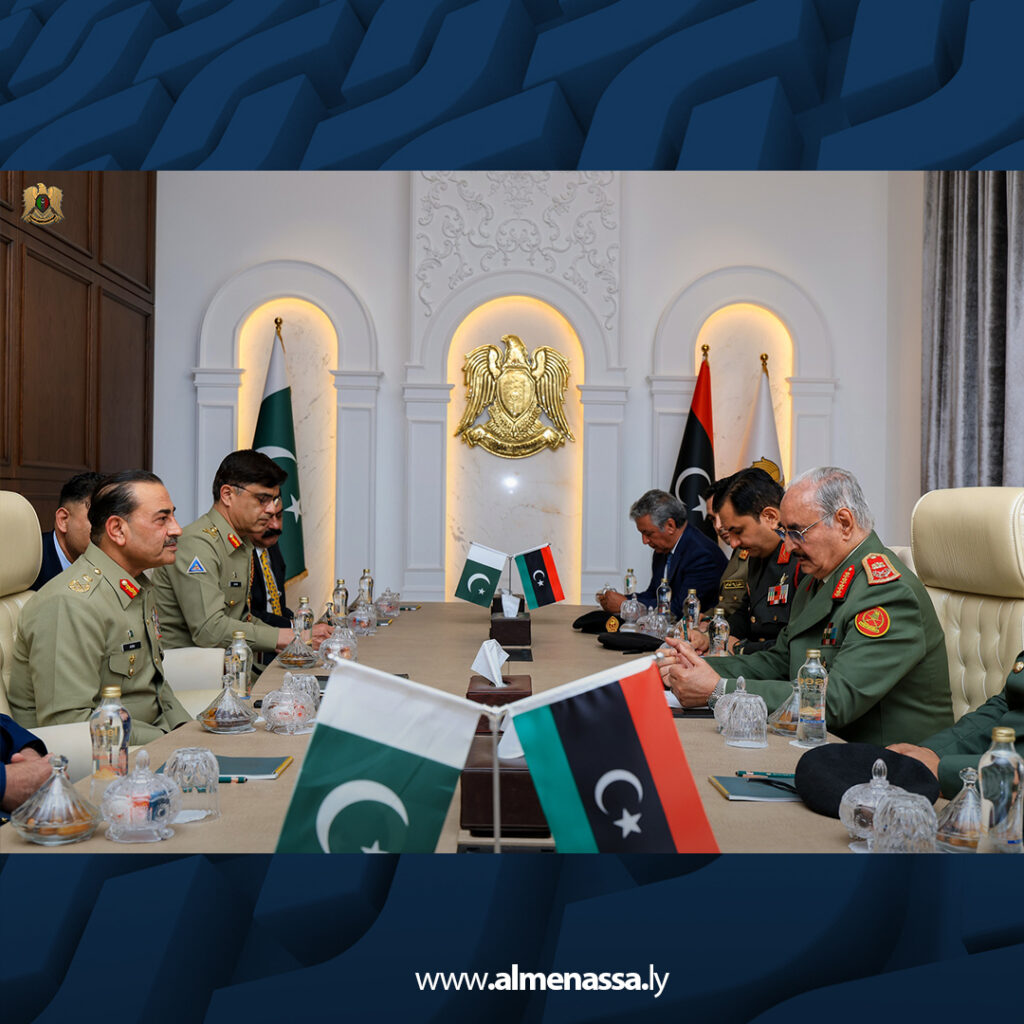 Extra 4.jpg18 4 القائد العام يستقبل قائد الجيش الباكستاني تعزيزا للتعاون العسكري والعلاقات الثنائية