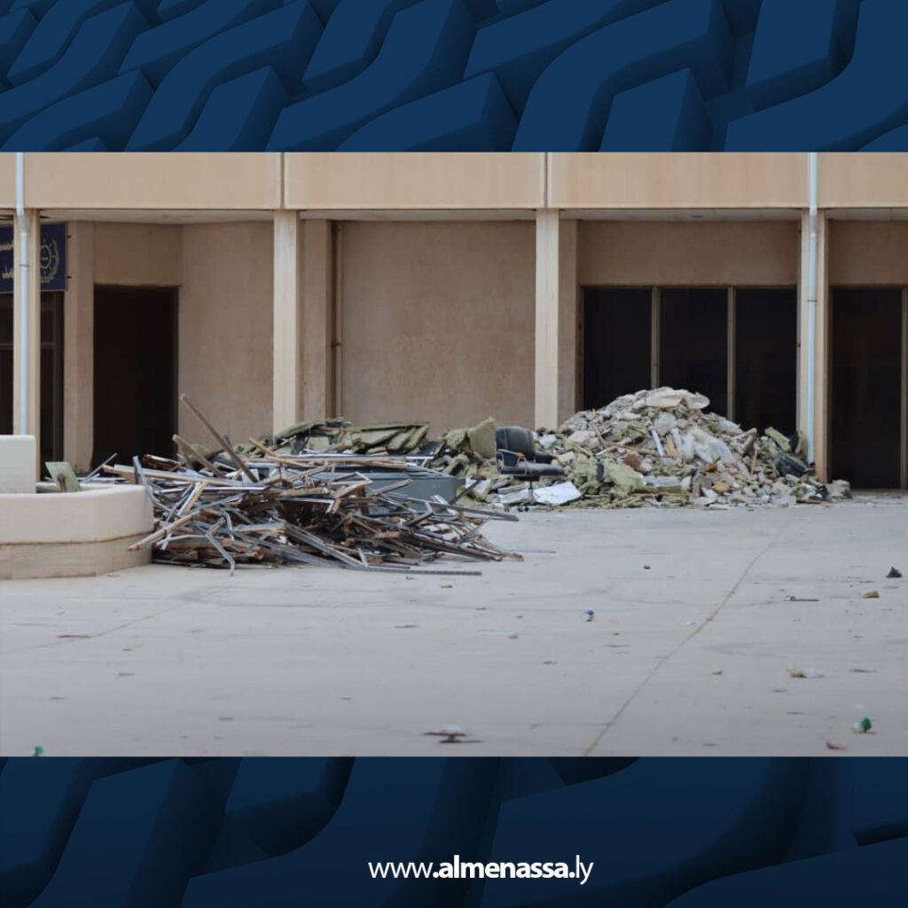 Extra 4.jpg5 4 النمروش يتفقد أعمال الصيانة في الأكاديمية البحرية ويطلع على مراحل الإنجاز