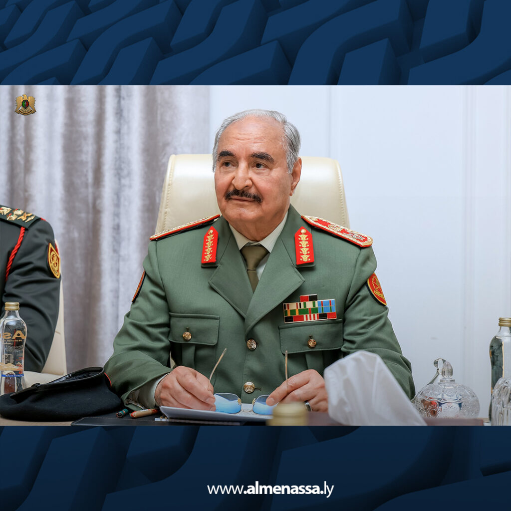 Extra 44.jpg6 44 القائد العام يستقبل قائد الجيش الباكستاني تعزيزا للتعاون العسكري والعلاقات الثنائية