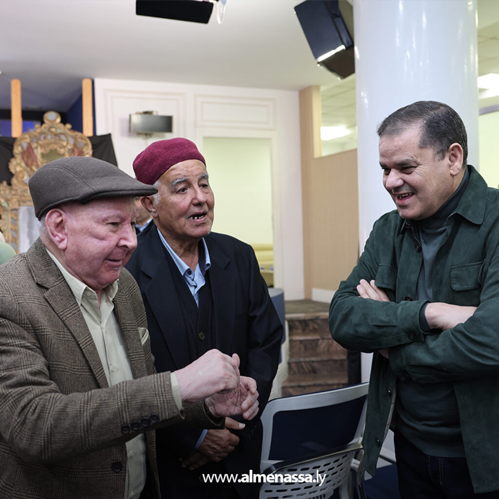 Extra 5.jpg6 5 بحضور الدبيبة .. مصلحة الآثار تتسلم مرآة قرمانلية نادرة تعود للقرن التاسع عشر