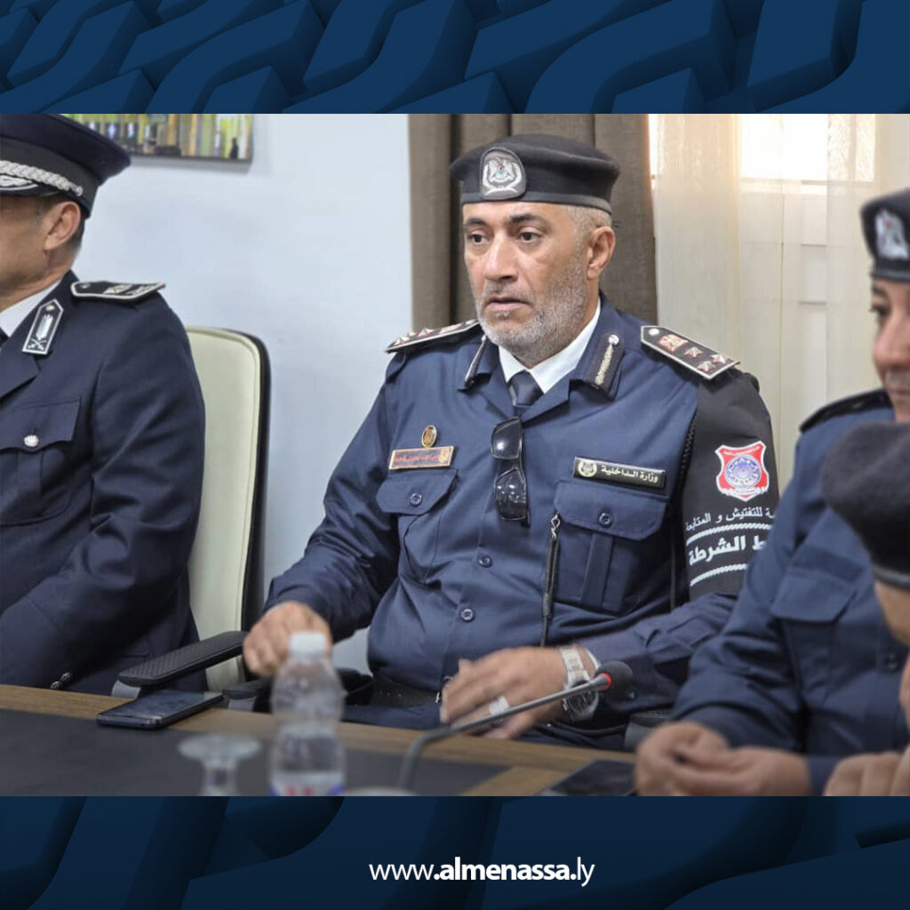 Extra 52.jpg5 52 مدير أمن الجفارة يبحث تعزيز الأداء الأمني في اجتماع موسع بالقوة العمومية للضباط