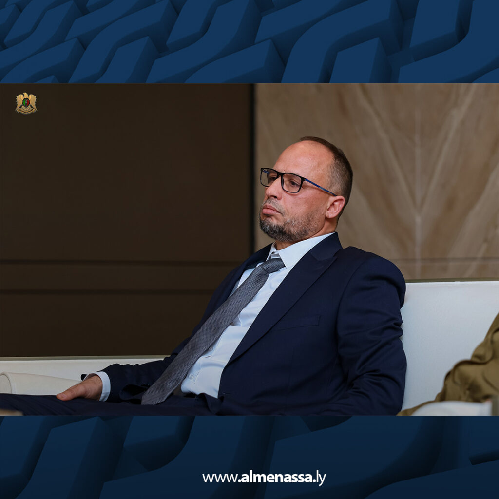 Extra 63.jpg4 63 نائب القائد العام يستقبل وفدا من قبيلة المغاربة