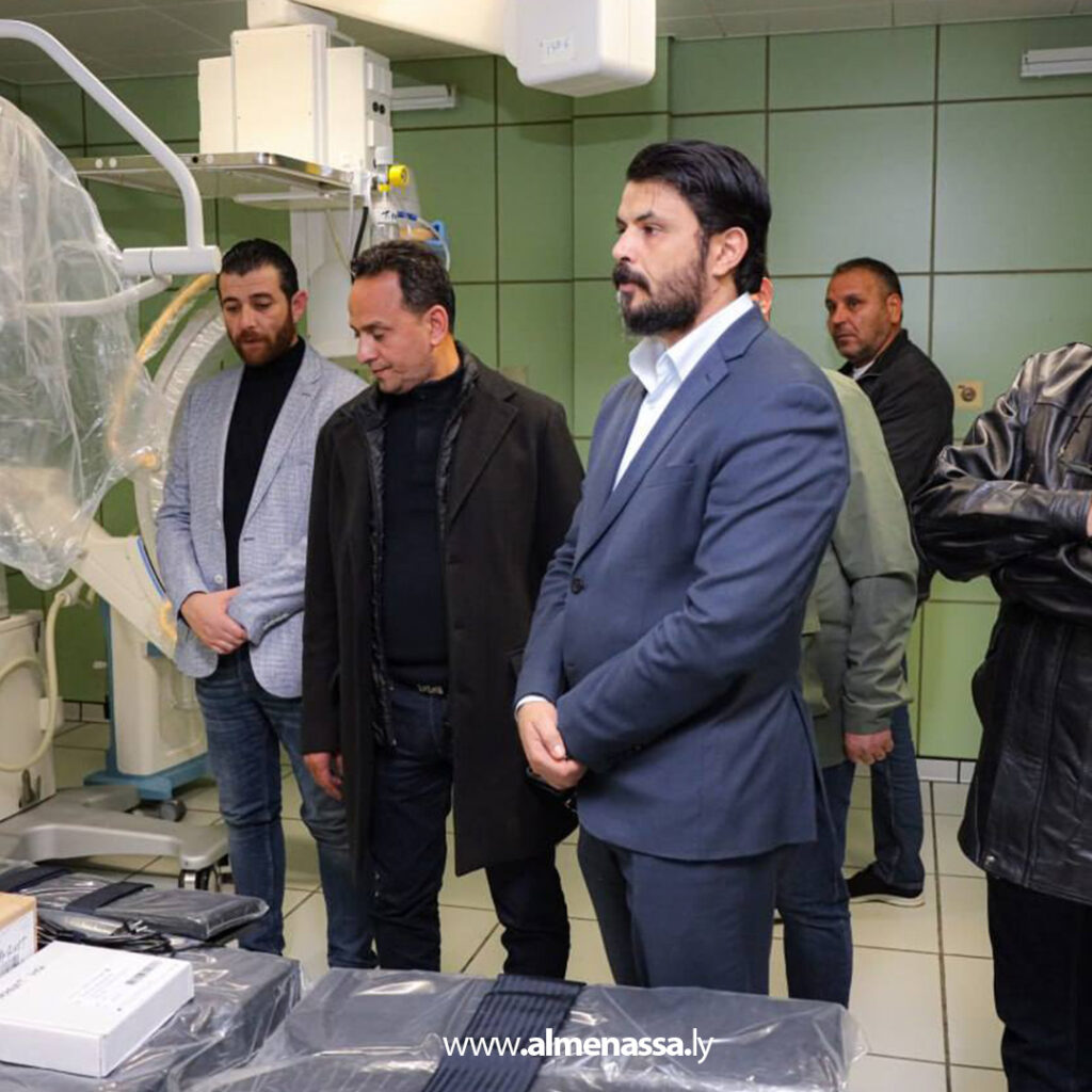 Extra 69.jpg11 69 وكيل عام وزارة الصحة يتفقد مركز بنغازي الطبي ويطلع على تجهيز أربع غرف عمليات جديدة