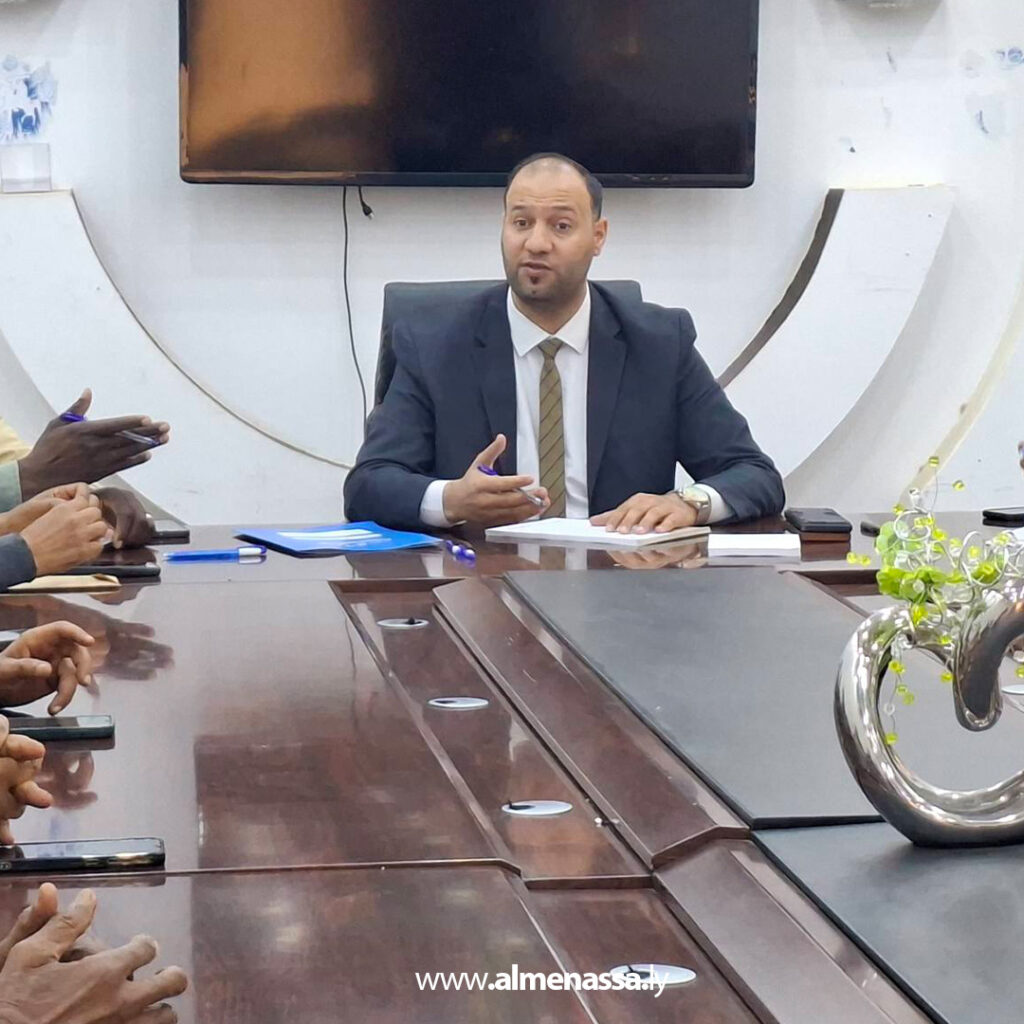 Extra 69.jpg1 69 عميد بلدية الكفرة يعقد اجتماعه الأول مع رؤساء الإدارات والأقسام بالمجلس البلدي