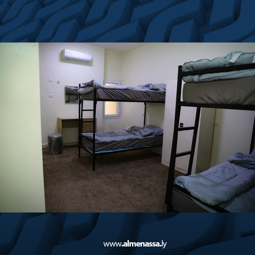 Extra 72.jpg5 72 رئيس الحكومة ومدير عام صندوق التنمية يفتتحان بيت الطالبات بجامعة وادي الشاطئ