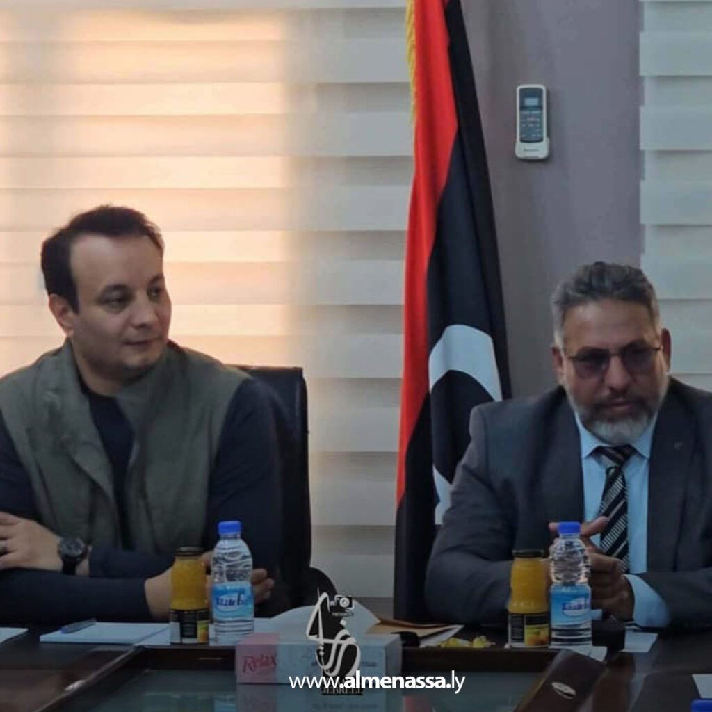 Extra 77.jpg4 77 المهندس بلقاسم حفتر يزور بلدية تازربو لمتابعة مشاريع التنمية والخدمات الأساسية