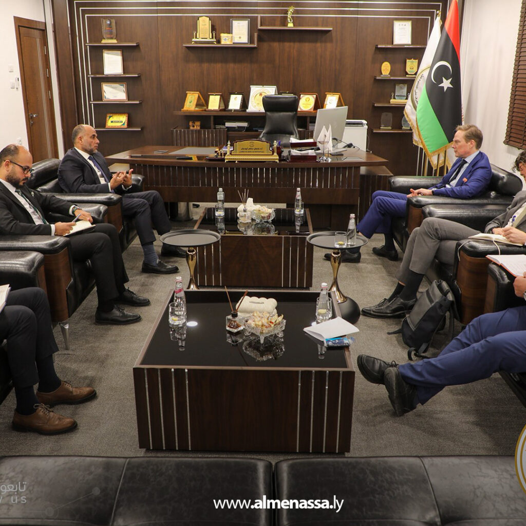 Extra 8.jpg111 8 السفير الهولندي يزور الهيئة العامة للبحث والتعرف على المفقودين ويطّلع على آخر تطورات الملفات الإنسانية