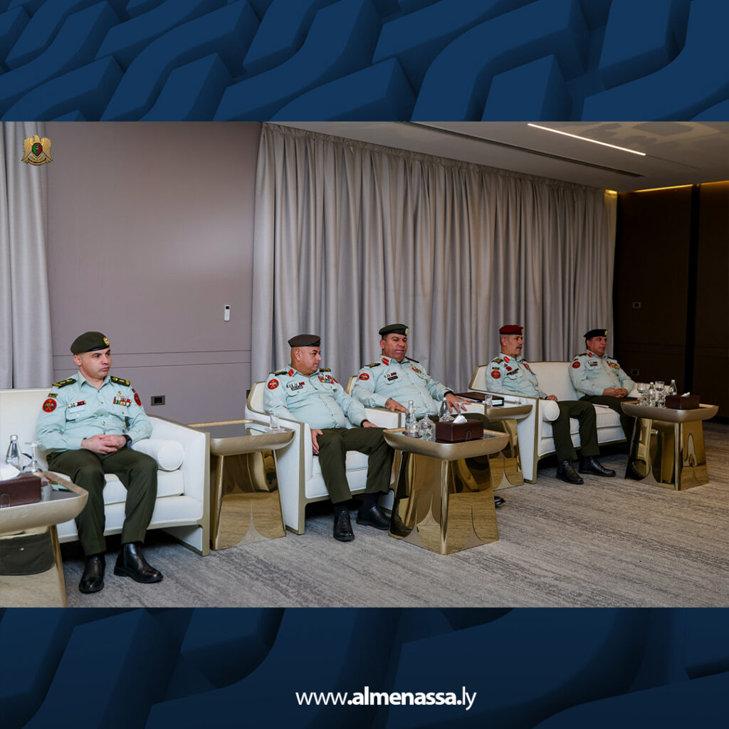 Extra 8.jpg12 8 نائب القائد العام يستقبل وفدا عسكريا رفيعا من المملكة الأردنية الهاشمية